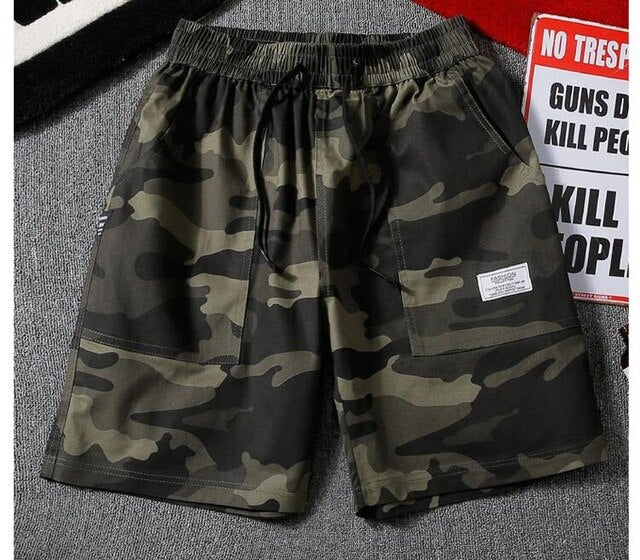 Elastic Waist Camouflage Shorts